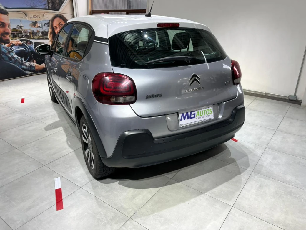 imagen 0 de vehiculo con id 2165